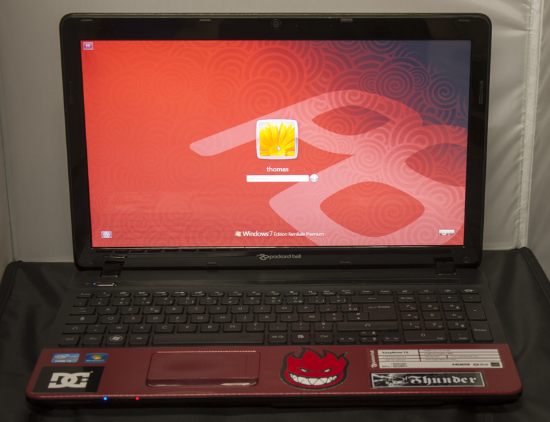 Laptops screen replacement